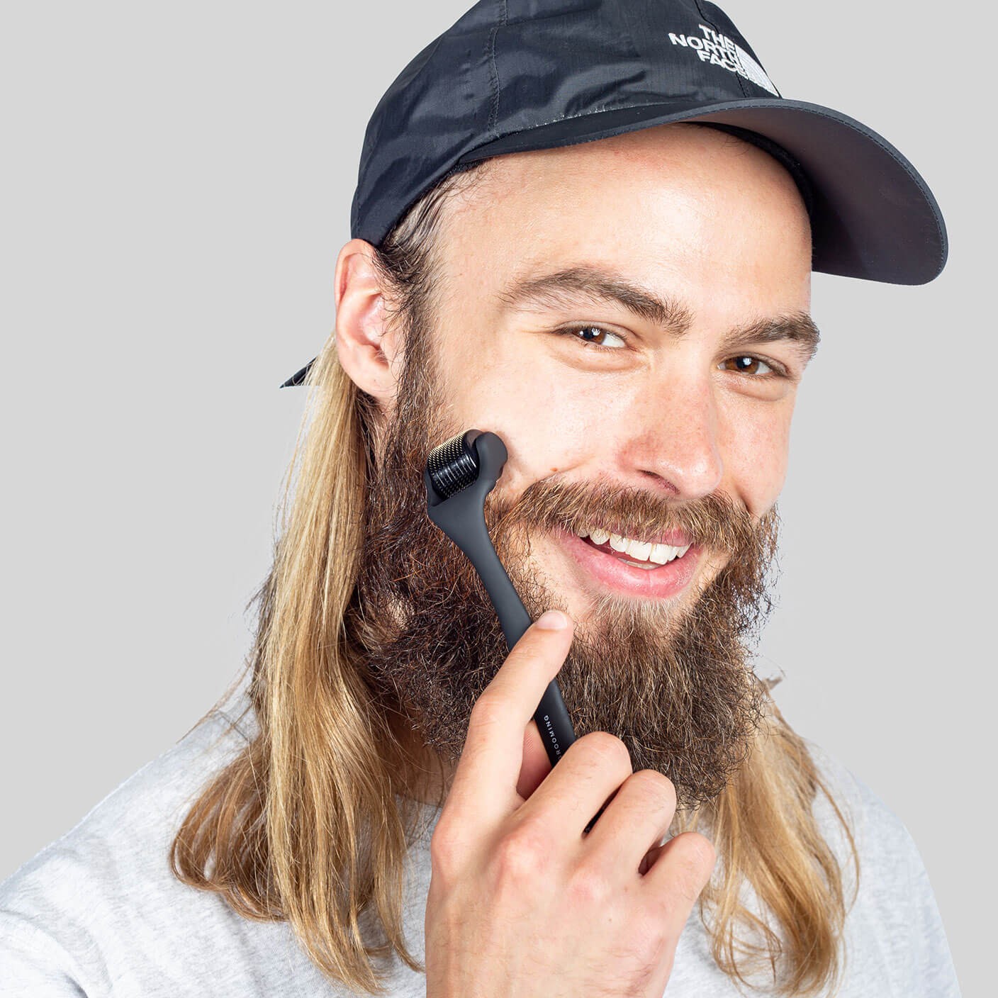 The Beard Roller